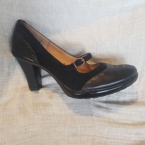 Sofft  Black Leather Wingtip Mary Jane Pumps 8-1/2